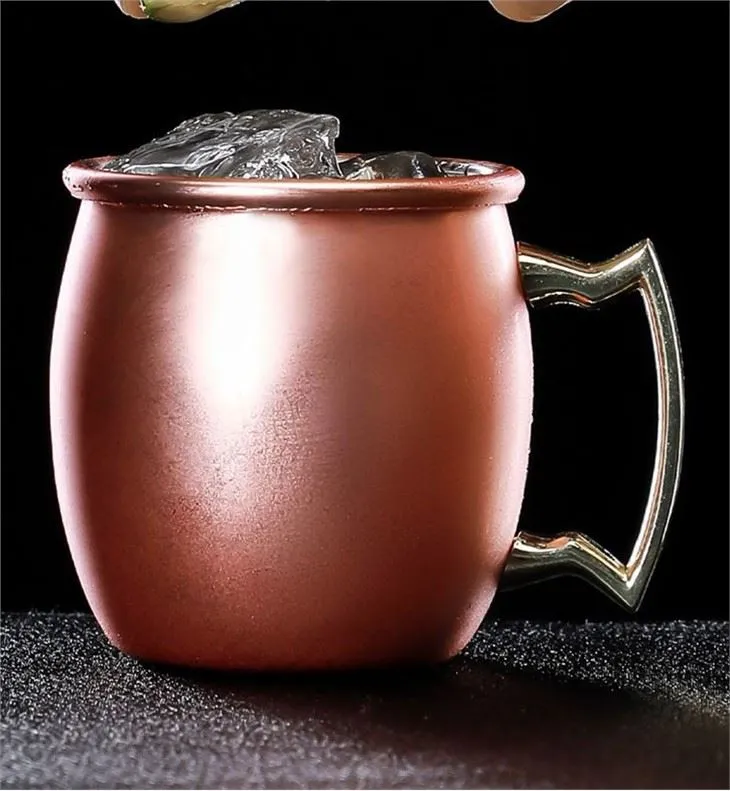 Forskellige Moskva kobberkopper krus gavesæt